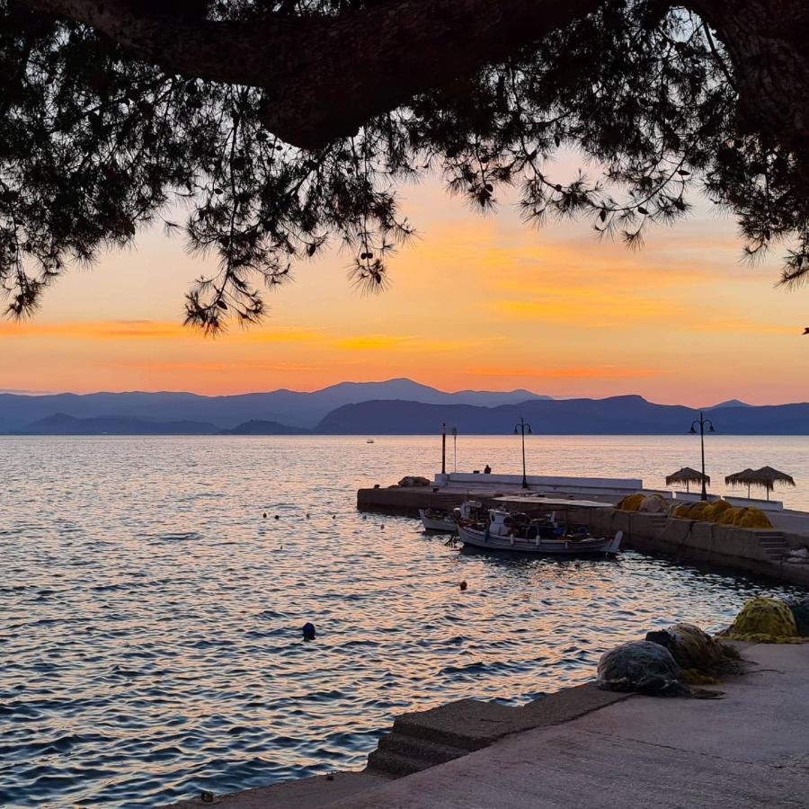 Kiveri 1876 Traditional Seafront Cottage Εξωτερικό φωτογραφία