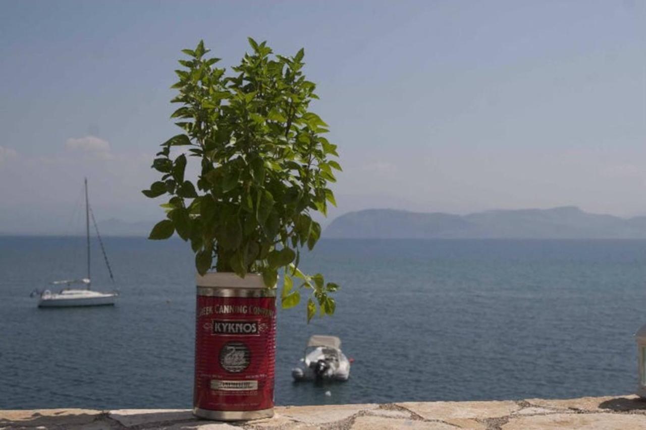 Kiveri 1876 Traditional Seafront Cottage Εξωτερικό φωτογραφία